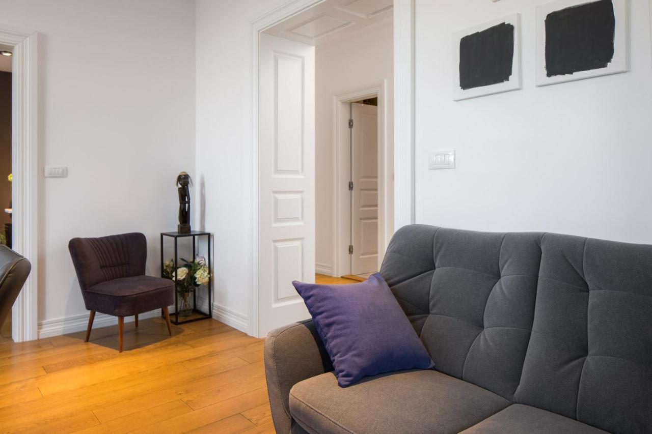 Ferienwohnung Charlie Chaplin Split Exterior foto